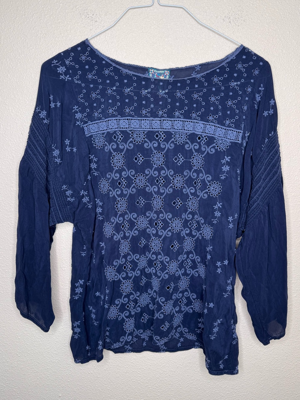 Johnny Was navy embroidered bohemian top size M